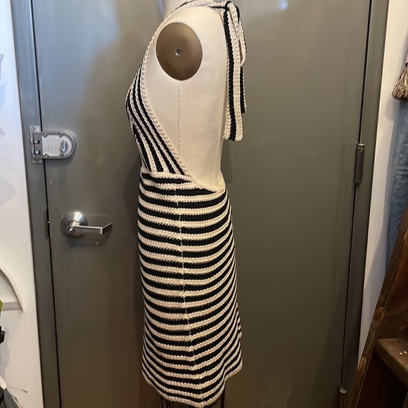 Lucy Paris Vanessa Crochet Dress M NWT - Picture 10 of 13